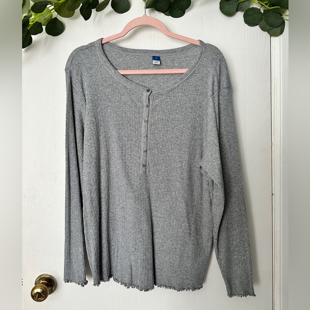 Grey Old Navy Long Sleeve